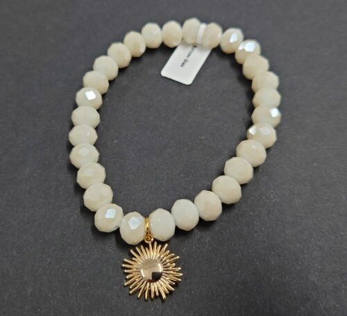 Armband aus Glas 8 mm mit Charm gold