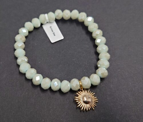 Armband aus Glas 8 mm mit Charm gold