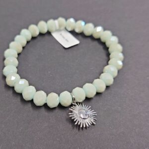 Armband aus Glas 8 mm mit Charm silber