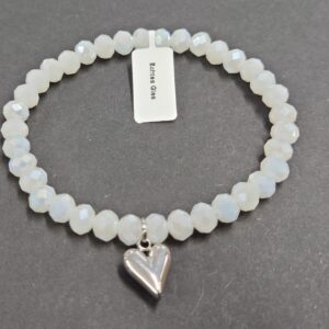 Armband aus Glas 6 mm mit Charm silber