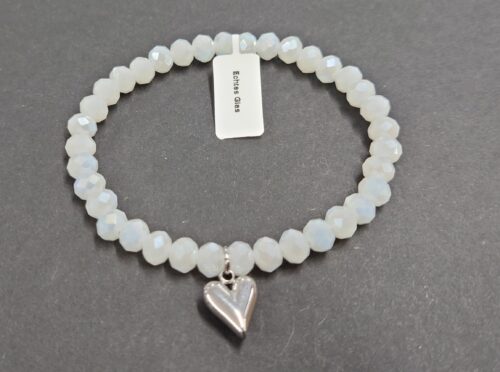 Armband aus Glas 6 mm mit Charm silber