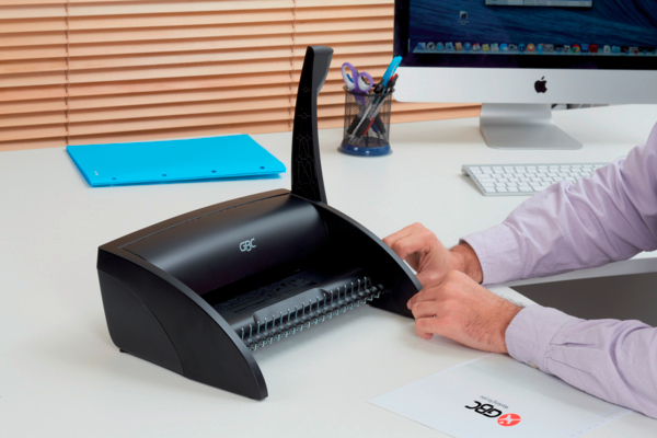 Plastikbindeg.CombBind C100