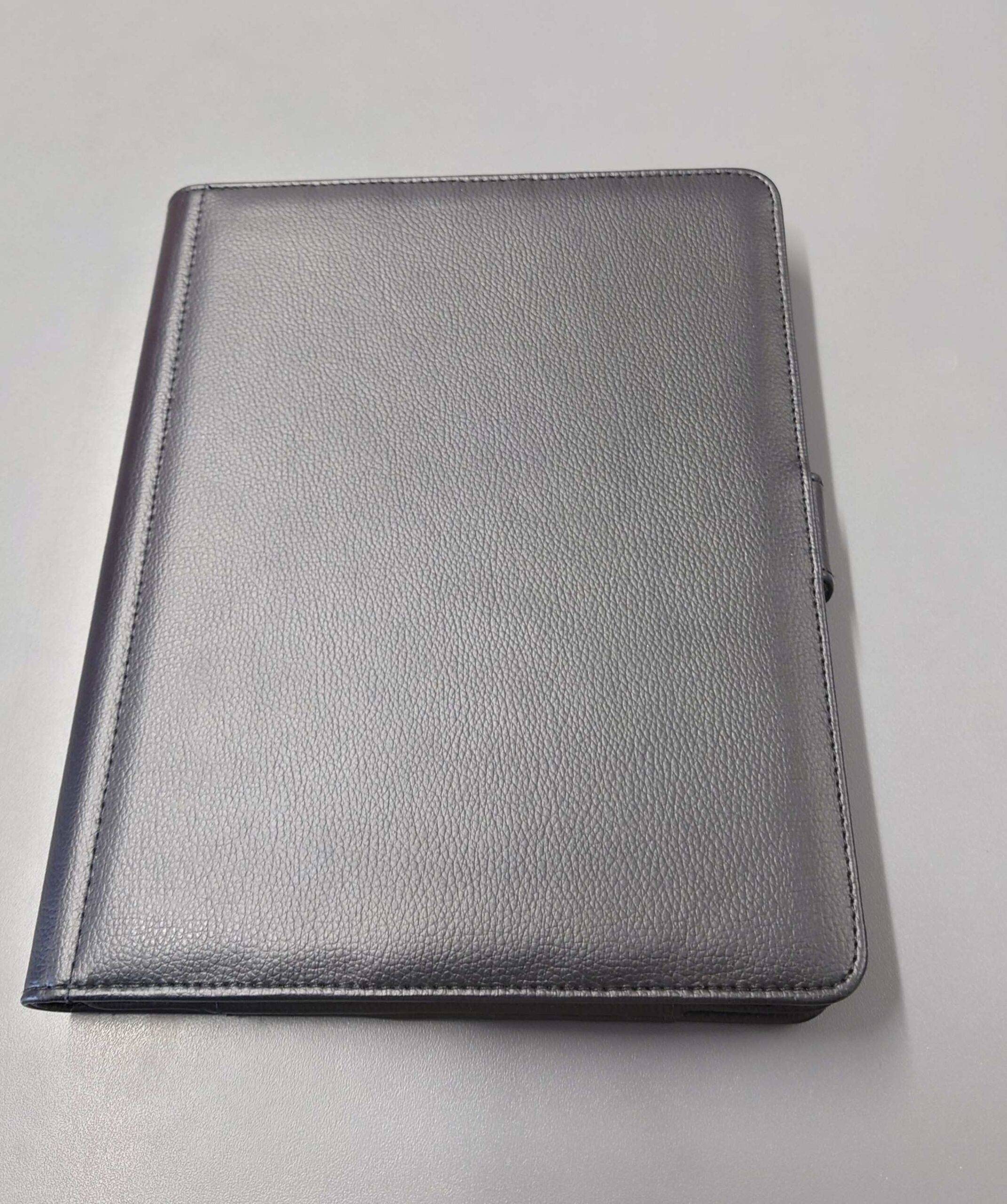 i-Pad Hülle mit Magnetverschluss und Auf